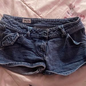 Moto low rise shorts